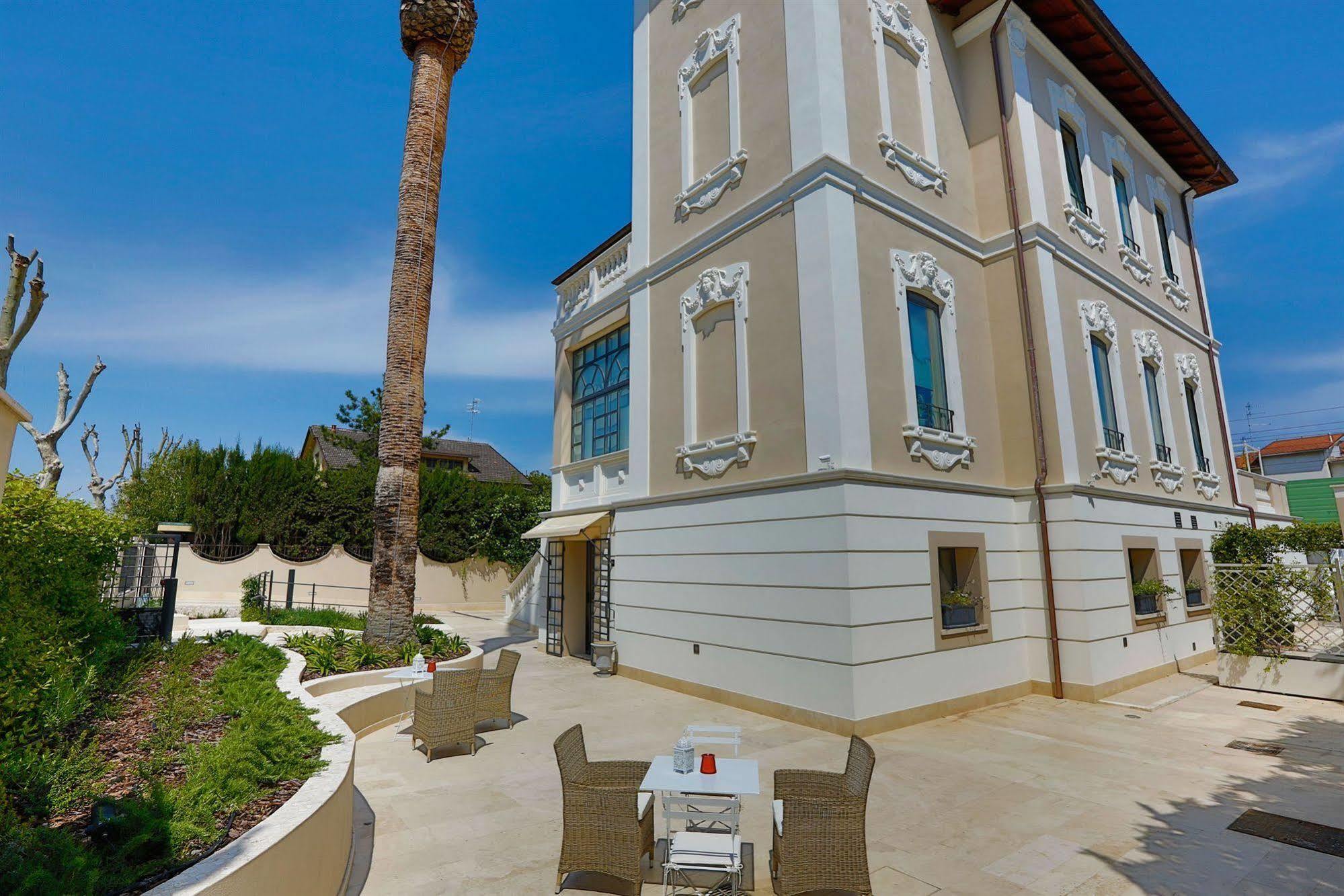 Hotel 900 Giulianova Exterior photo